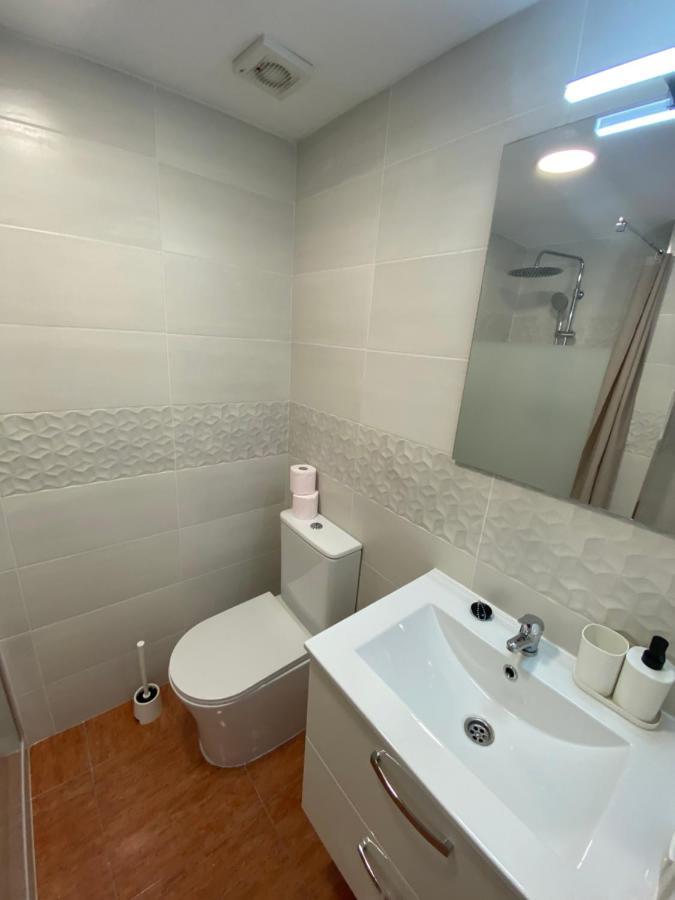 Habitaciones Con Bano Y Cocina Privada Valencia Buitenkant foto