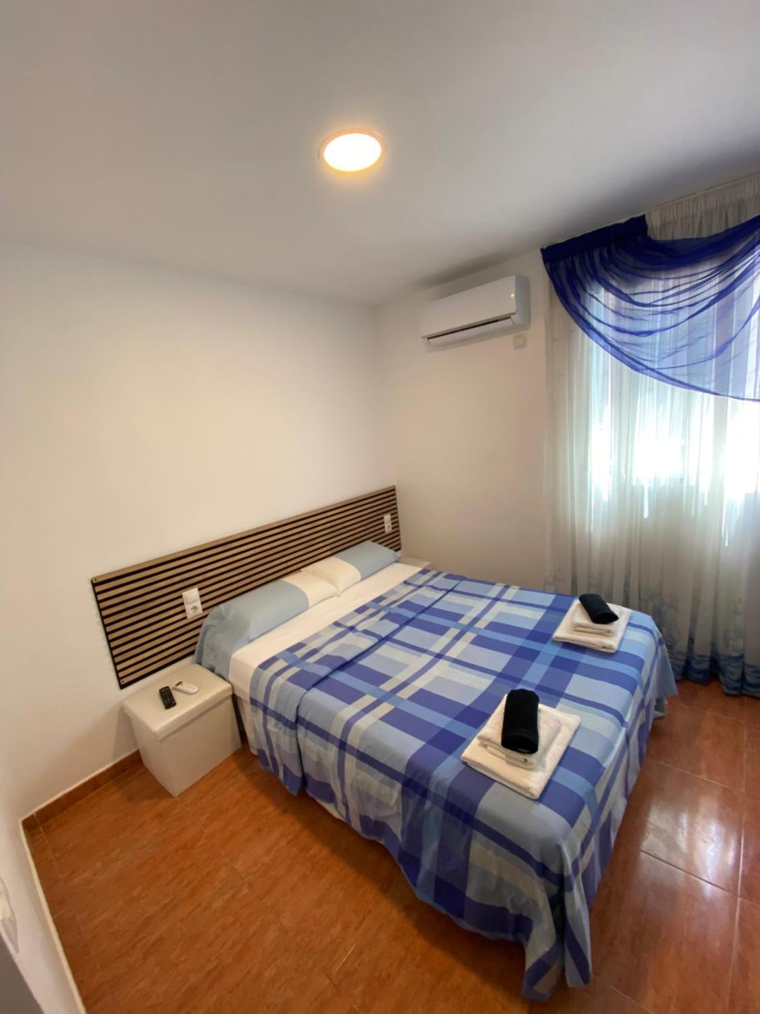 Habitaciones Con Bano Y Cocina Privada Valencia Buitenkant foto
